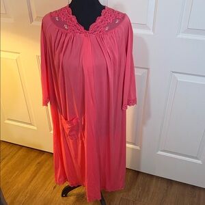 Vintage Shadowline USA Made Pink Nylon Lace Trim Robe Womens 60s 70s Grandma